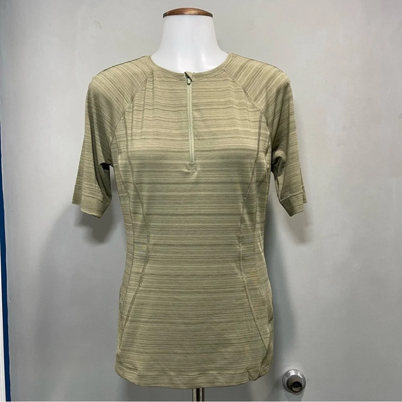 Athleta Tops - Athleta Pacifica Illume Fitted Olive Half Zip
UPF 50+ Short Sleeve Rashguard